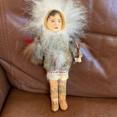 Alaskan/Canadian Inuit Eskimo Hide Doll Wood Face 10  Vintage