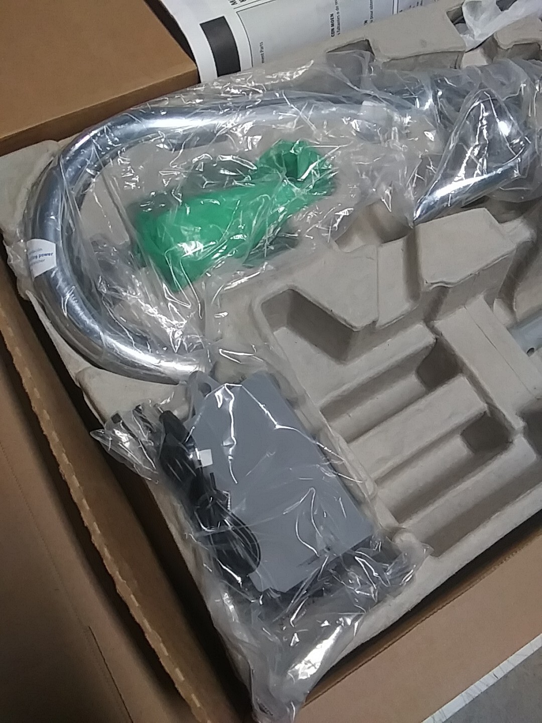 Moen 7594EC Arbor Smart Touchless Pull Down Sprayer Kitchen Faucet