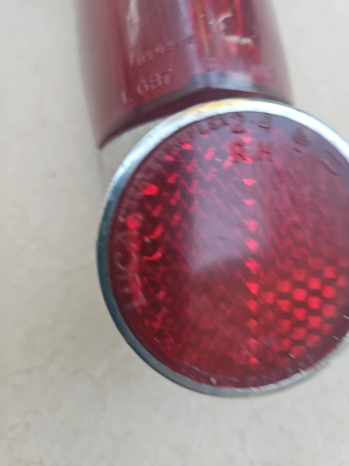 OEM Jaguar Mark 10 Mk X 420 Luz Trasera Lámpara Carcasa Solo Lucas L687 Original Foto 2 de 4