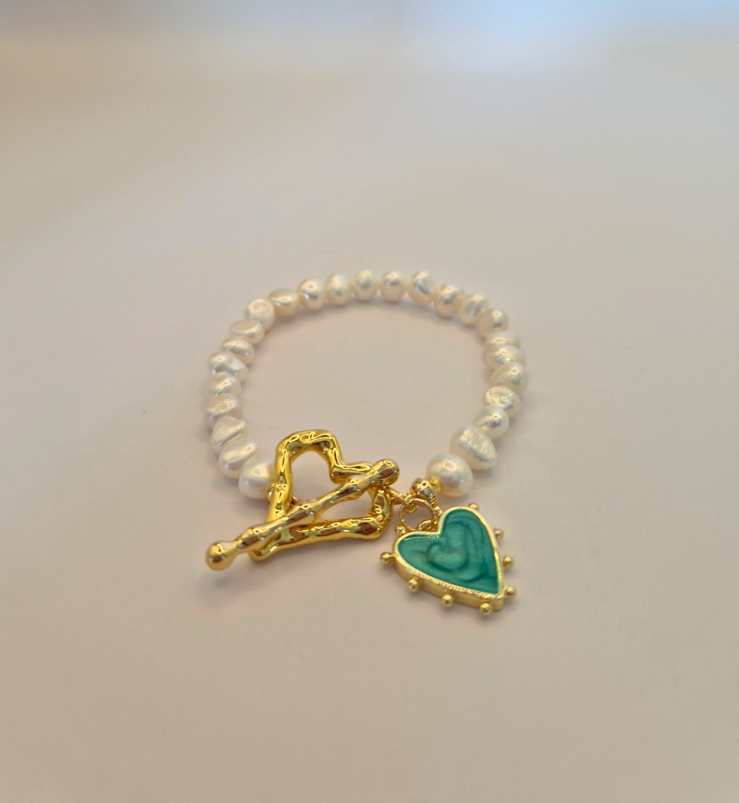 Bracelet perles naturelles turquoise pour sublimer vos tenues d'été
