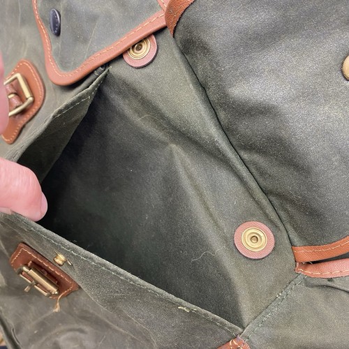 Barbour B700 Thornproof Highland Waxed Cotton Bag w/ Fishing Liner England - Imagen 12 de 21