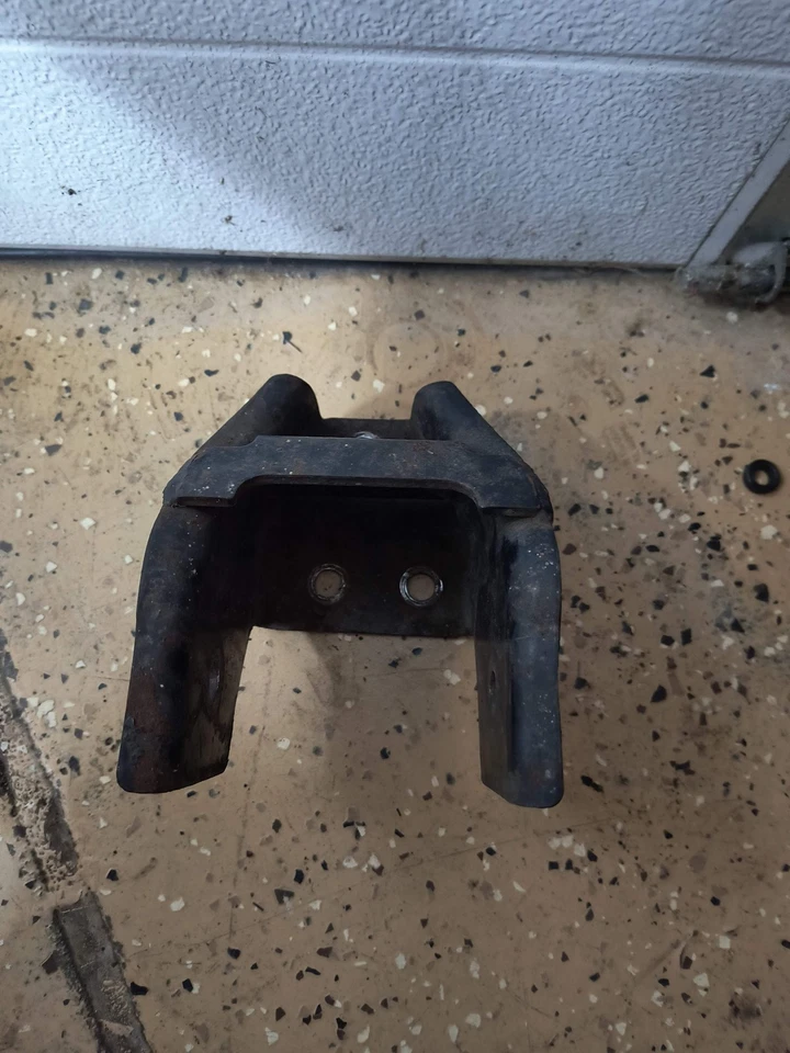 3000GT VR4 / Dodge Stealth TT Transmission Mounting Bracket - Image 2 of 3