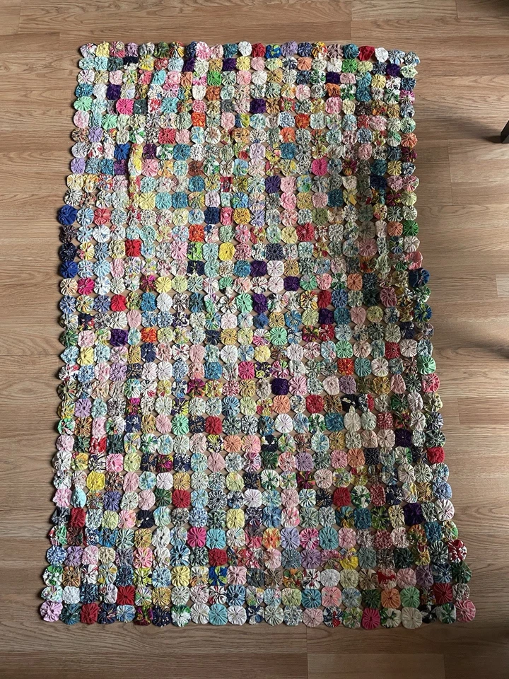 古董手工棉Yo-Yo被子/被套多色64英寸X43英寸复古抛物线 — 第 2/4 张图片