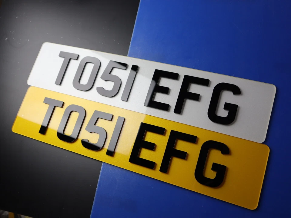 PAR DE placas de matrícula de automóvil legal de lujo 4D 3 mm MOT/ROAD 3D elevadas Foto 3 de 4