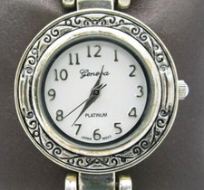 Women's Geneva Platinum Analog 31mm Dial Bangle Watch D39