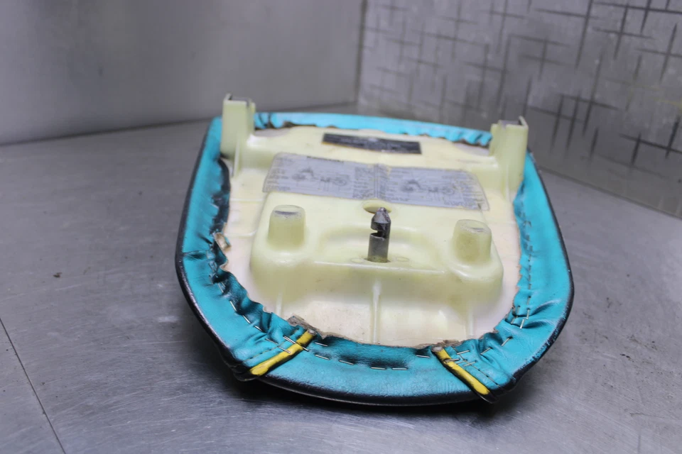 2001 Kawasaki Ninja ZX6R ZX600J Rear Passenger Seat Foto 4 de 4