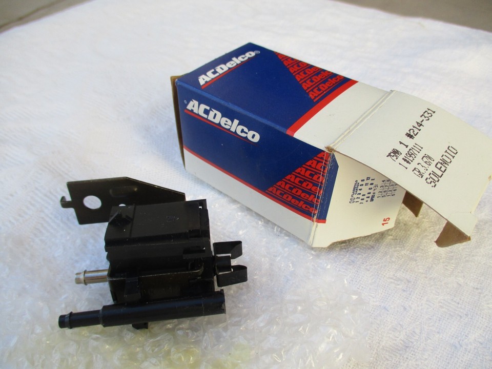 NOS 1985 1986 Camaro Z28 IROC Trans Am 85 Corvette EGR SOLENOID with