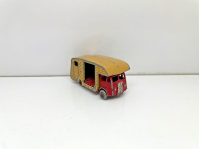 MATCHBOX ERF MARSHALL HORSE BOK MK 7 ENGLAND LESNEY NO 35 VINTAGE 50
