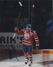 Edmonton Oilers Milan Lucic Autographed Signed 8x10 NHL Photo COA #1