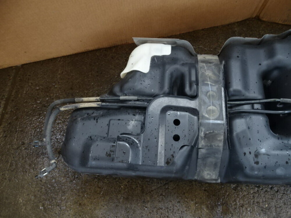 17 Lexus GX460 fuel gas tank assembly 77111-35410 77001