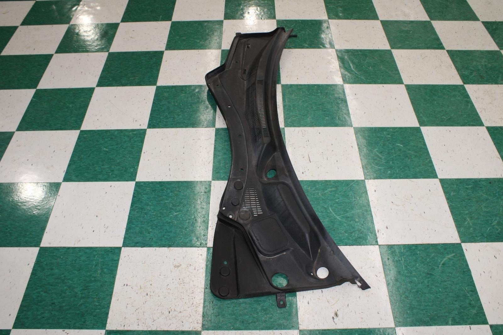 Maserati Ghibli 2014-2020 Front Cowl panel Black