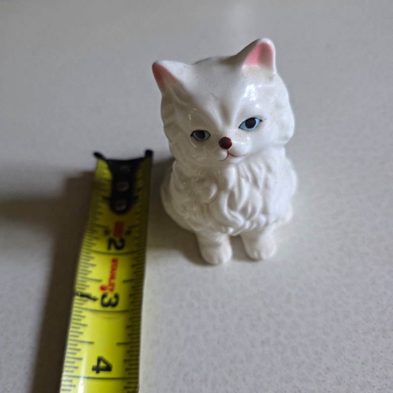 Bone China White Porcelain Cat Figurine