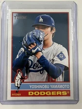 Yoshinobu Yamamoto Image Variation  (#172) Dodgers SP Rare - 2025 Topps Heritage