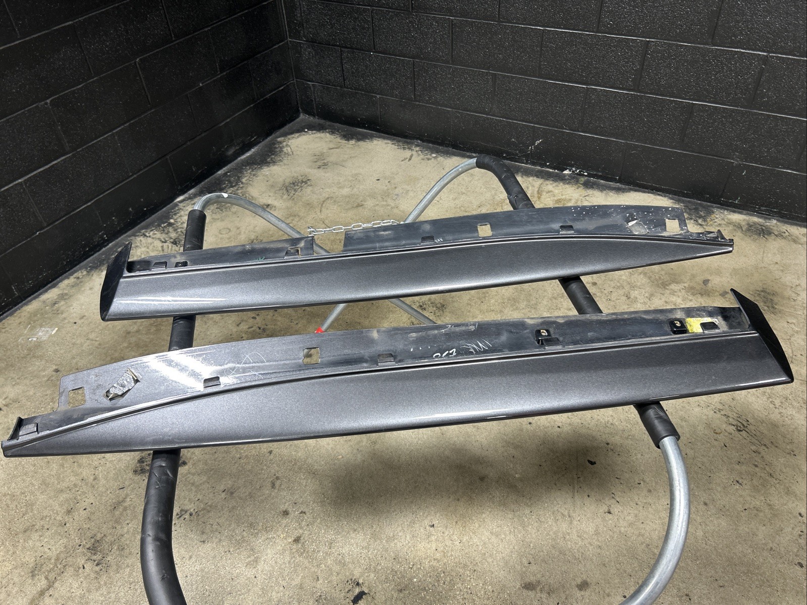 McLaren 570s Exterior Door Trim RH LH 13AA594CP 13AA597CP