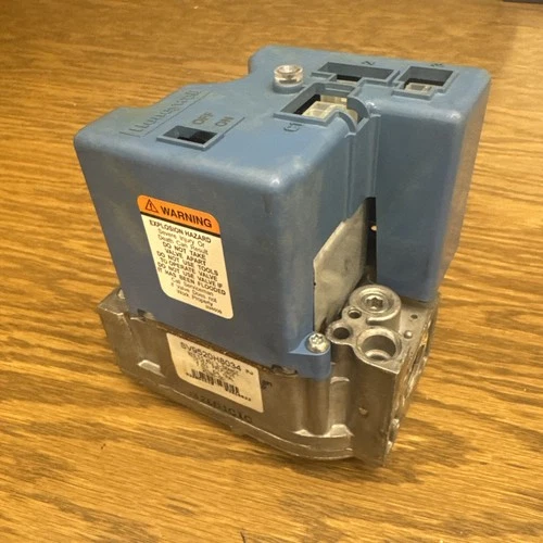 Honeywell SV9520H8034 Furnace Smart Gas Valve 45390-001 in/out 1/2"
