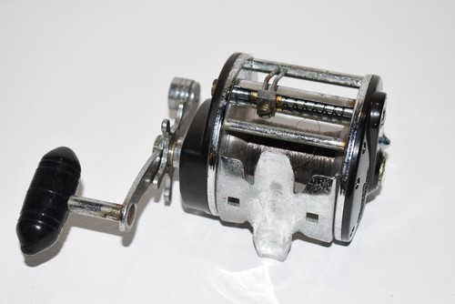 Vintage PENN 210 Level Wind Fishing Reel High Speed Ball Bearing Made In USA - Picture 5 of 8