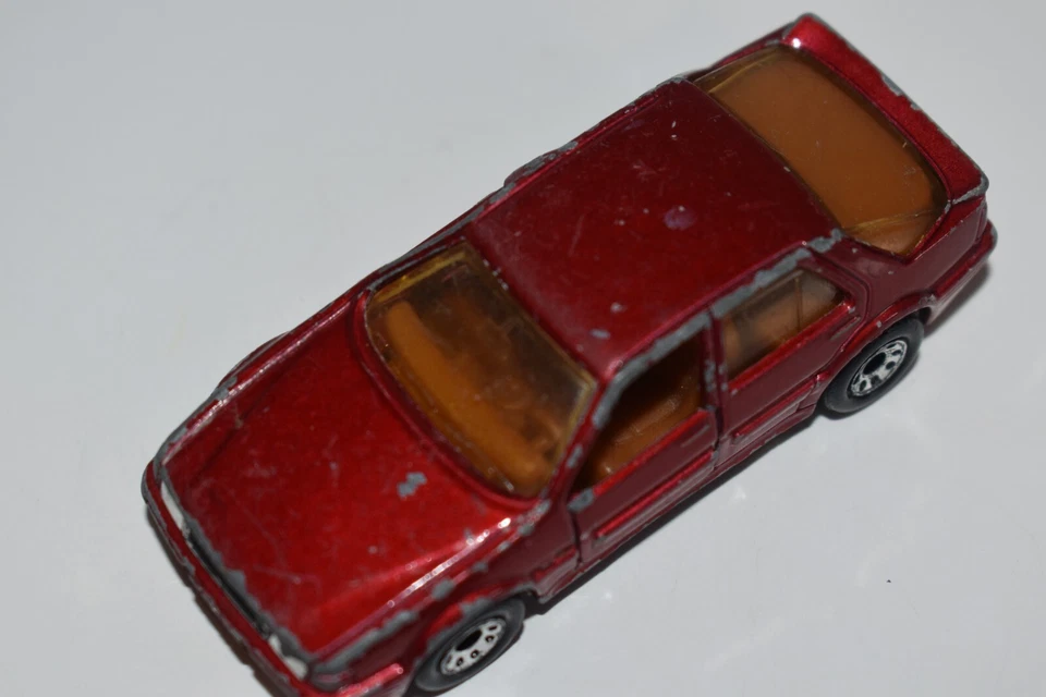 Matchbox 1987 Red Saab 9000 Turbo Made in Macau 1:60 scale - Image 2 of 4