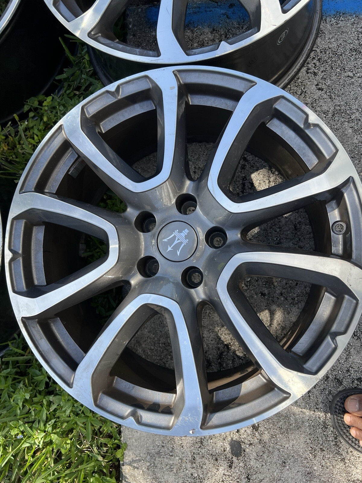 maserati levante wheels 