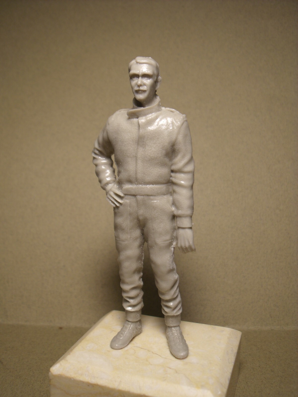 Figurine Nigel Mansell 1/20 Vroom miniature à peindre pour maquette GP