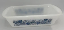 OVENWARE 522-LOAF White Glass 1 1/2 Quart Loaf Pan Blue Clover/ Thistle Design