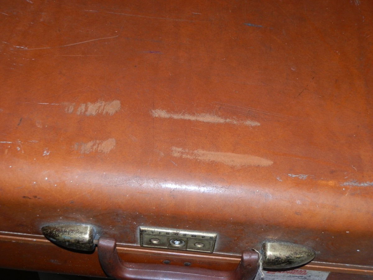 Vintage Samsonite 21” (4621) - Leather Hard Shell Suitcase/Luggage