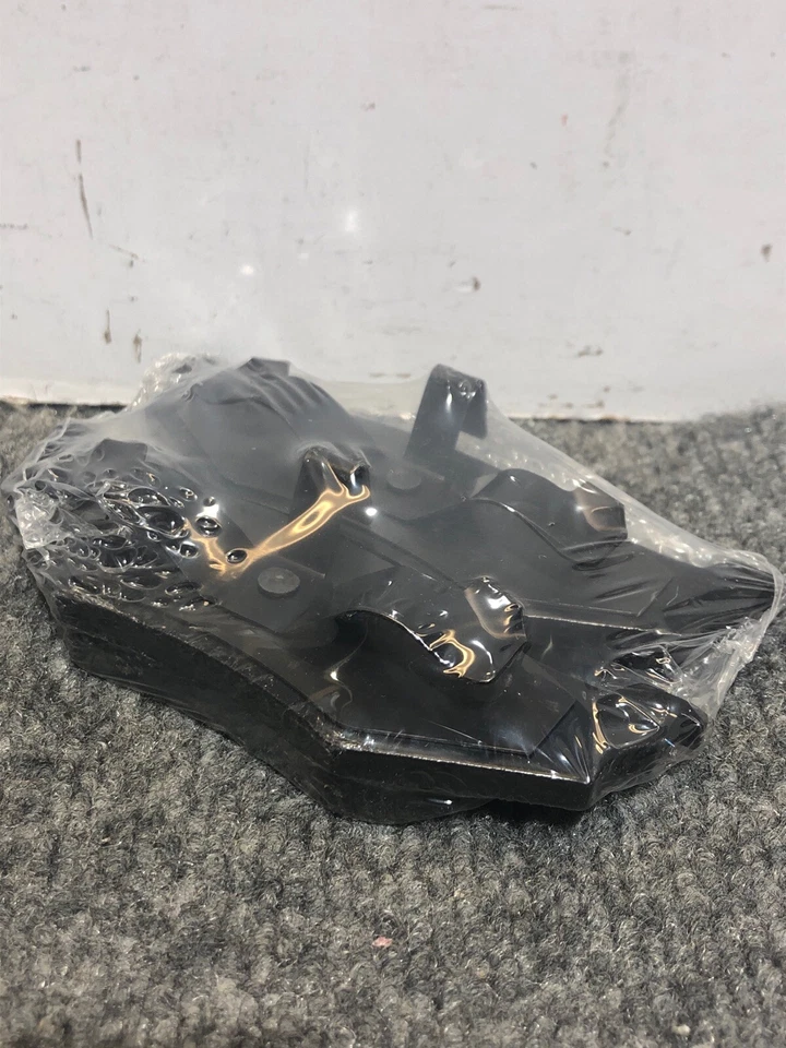 Nuevo juego de pastillas de freno de disco semimetálicas Bendix MRD641, se adapta a Dodge Intrepid, neón Foto 3 de 4