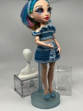 Complete outfit for Rainbow high doll