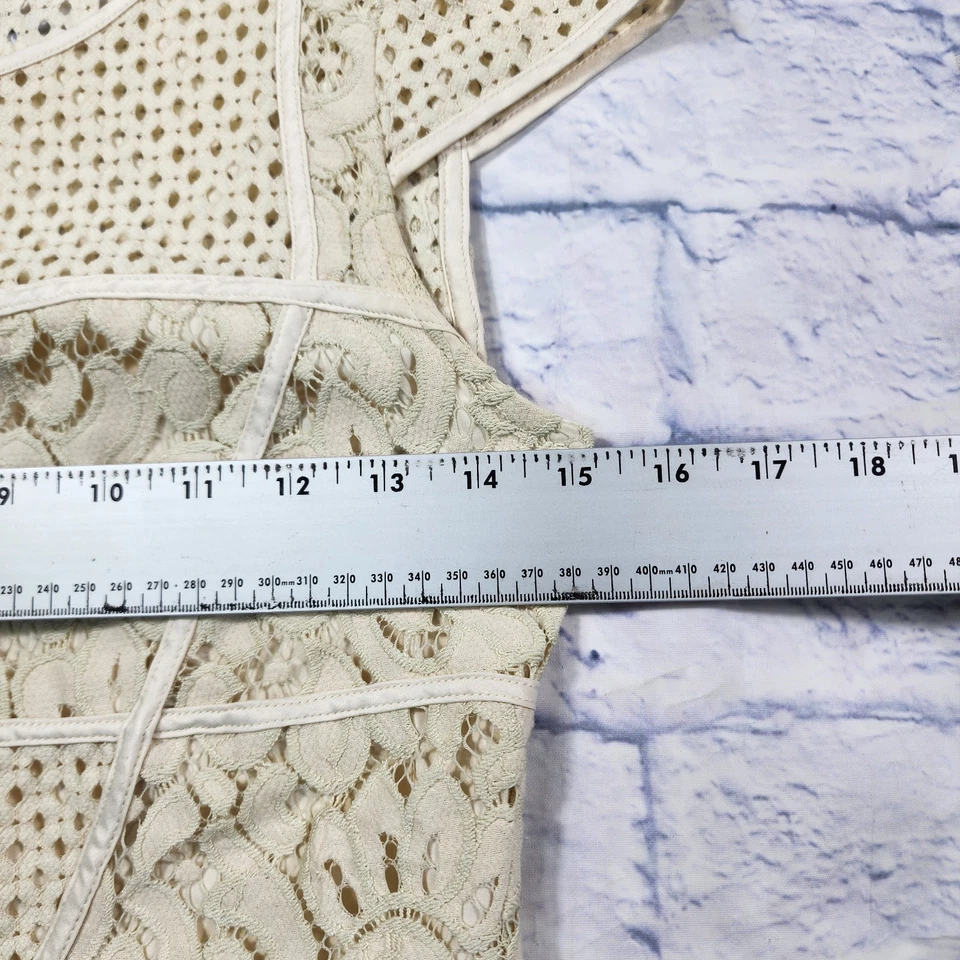 Bebe MUJER S Marfil Floral Top Encaje Crochet Tejido Cottagecore Costal Manga Corta Foto 4 de 4