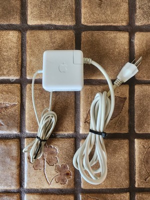 ORIGINAL APPLE MACBOOK MACBOOK PRO A1184 60W