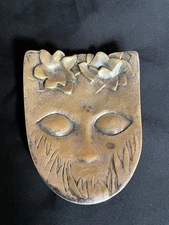 Empty Vulture Line Bronze Pocket "Ophelia"