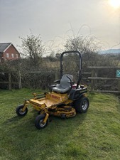 HUSTLER FASTRACK SUPER DUTY ZERO TURN RIDE ON LAWNMOWER