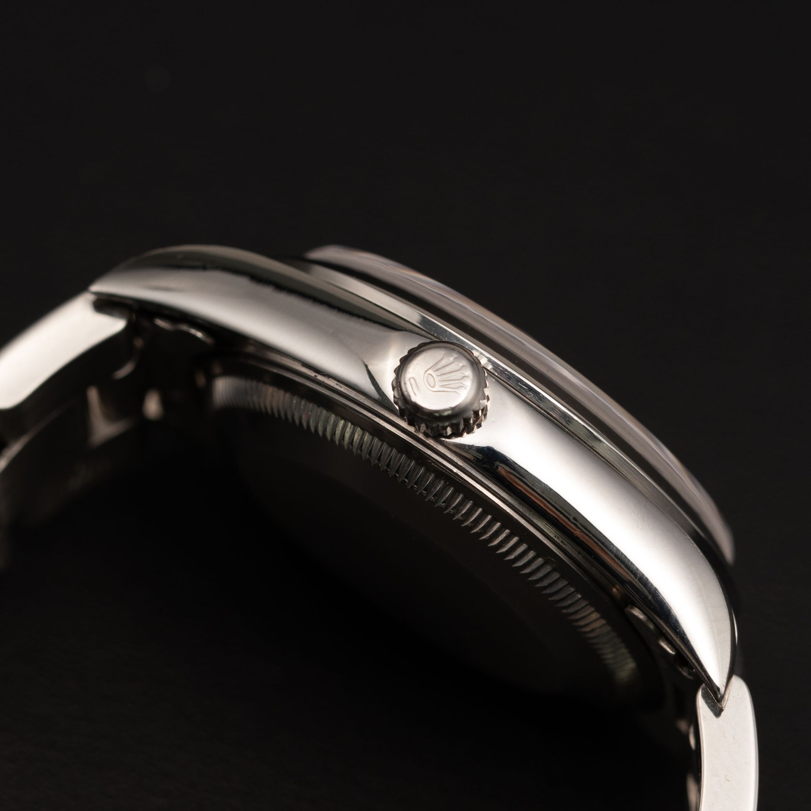 Rolex Date 15200 Smooth Bezel Watch 34mm Silver Index Dial image 3