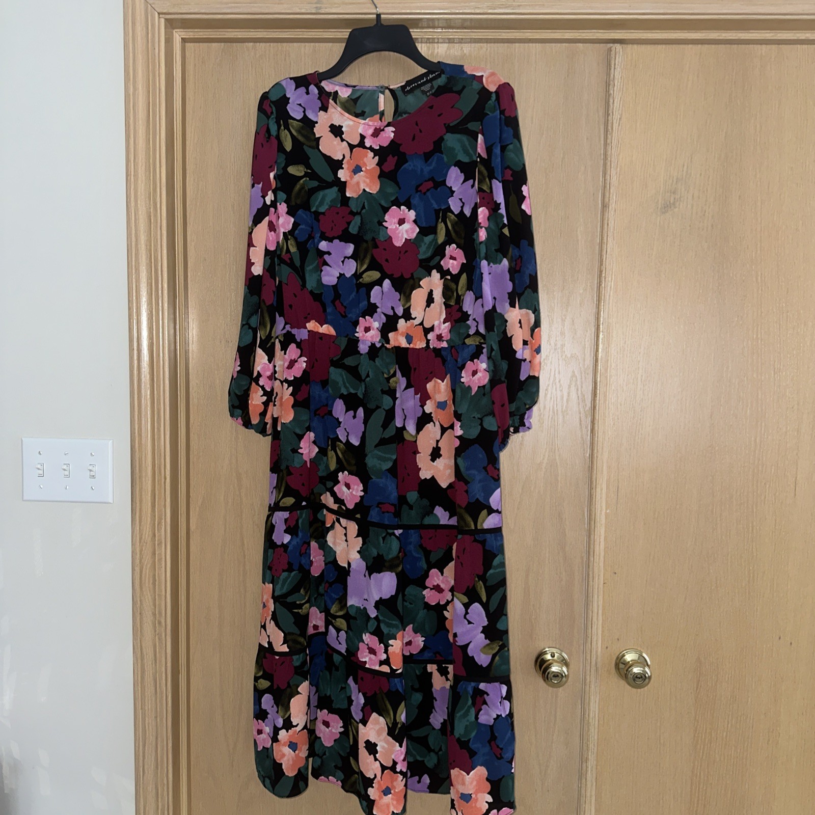Clover & Sloane Tiered Floral Dress Womens Size 14 Black Green Peach Lilac Plum