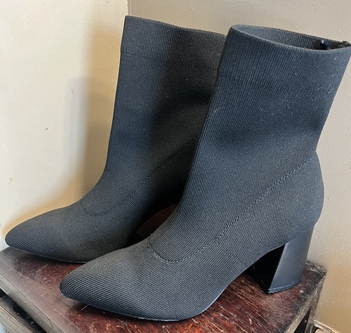 Forever 21 Woman Boots Size 8