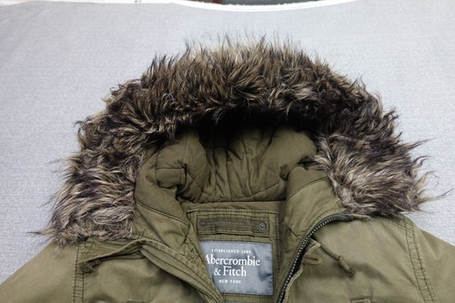 Abercrombie & Fitch Wilcox Jacket Mens Small Green Fur Hood Heavyweight Puffer - Picture 3 of 10