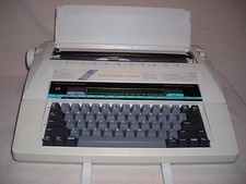  Sears Roebuck WORD PROCESSING TYPEWRITER MODEL 16153514090 -MADE IN USA thumbnail