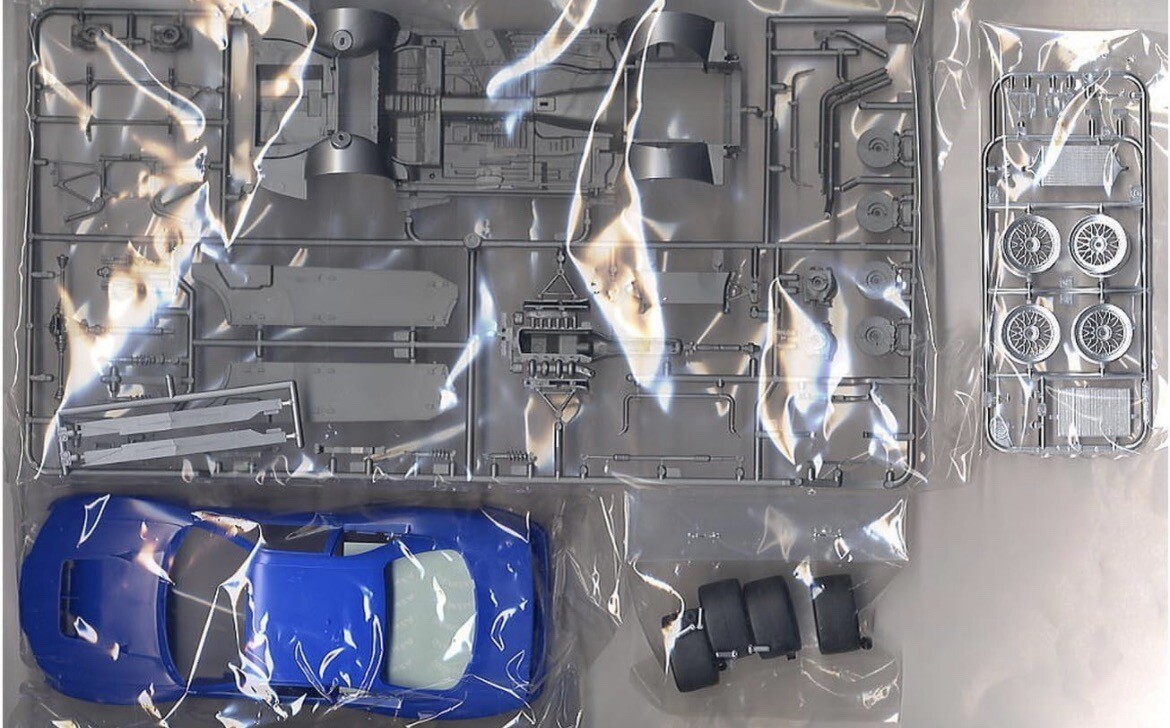 アイアムジャパニーズ！ Tamiya 1/24 Sports Car Series No.184 Calsonic Skyline GT-R R33