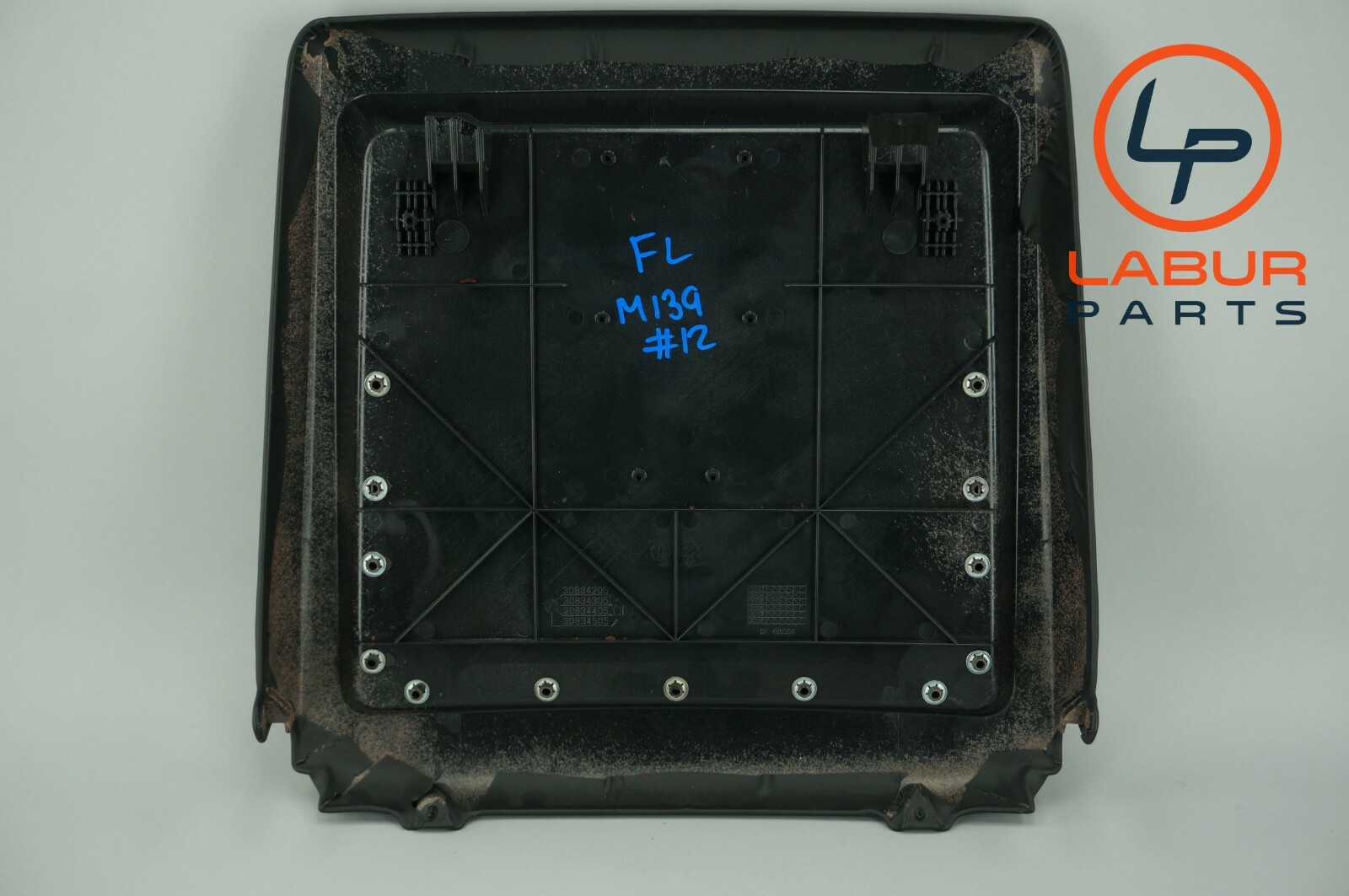 M139 03-08 Maserati Quattroporte Front Left or Right Seat Back Panel Cover S773