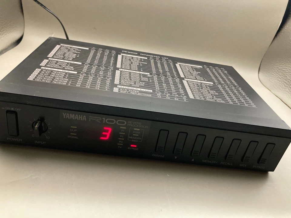 YAMAHA R100 Reverb Processor Vintage Tested Used Made in Japan - Image 2 of 4