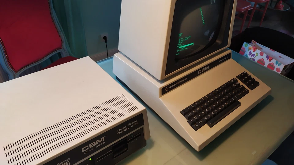 Commodore CBM 8032 und Floppy 8050, funktionieren ! - Bild 4 von 4