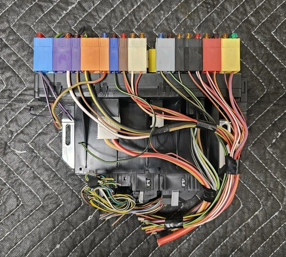 Módulo de control de caja de fusibles SAM genuino Mercedes-Benz SL500 SL55 AMG R230 2003-08 Foto 2 de 4