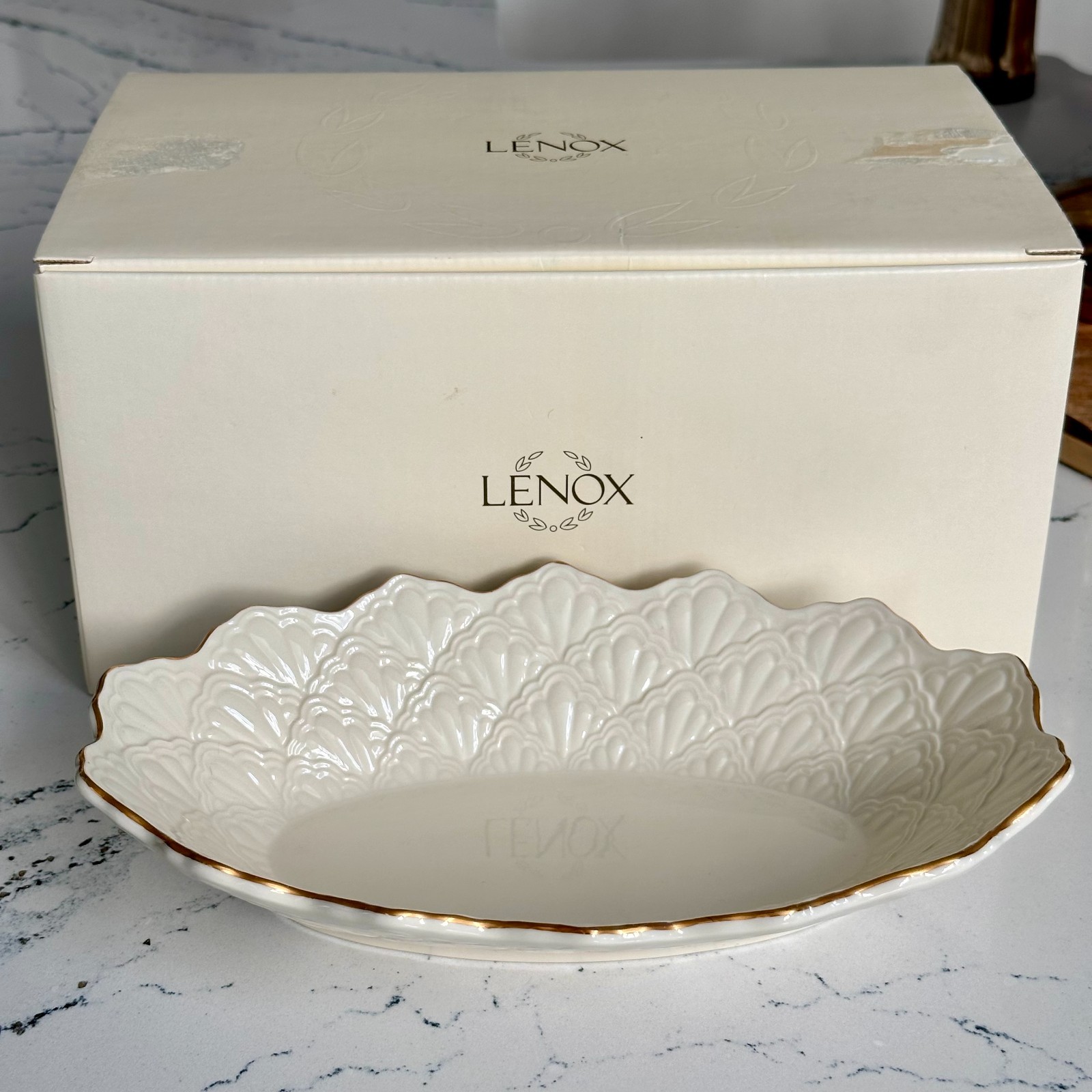Lenox Jacquard Oval Serving Dish 9.5” Ivory Embossed Bowl Gold Trim w/ Box