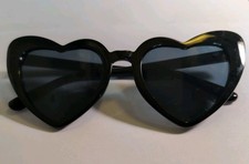 Heart Cateye Sunglasses Retro Plastic