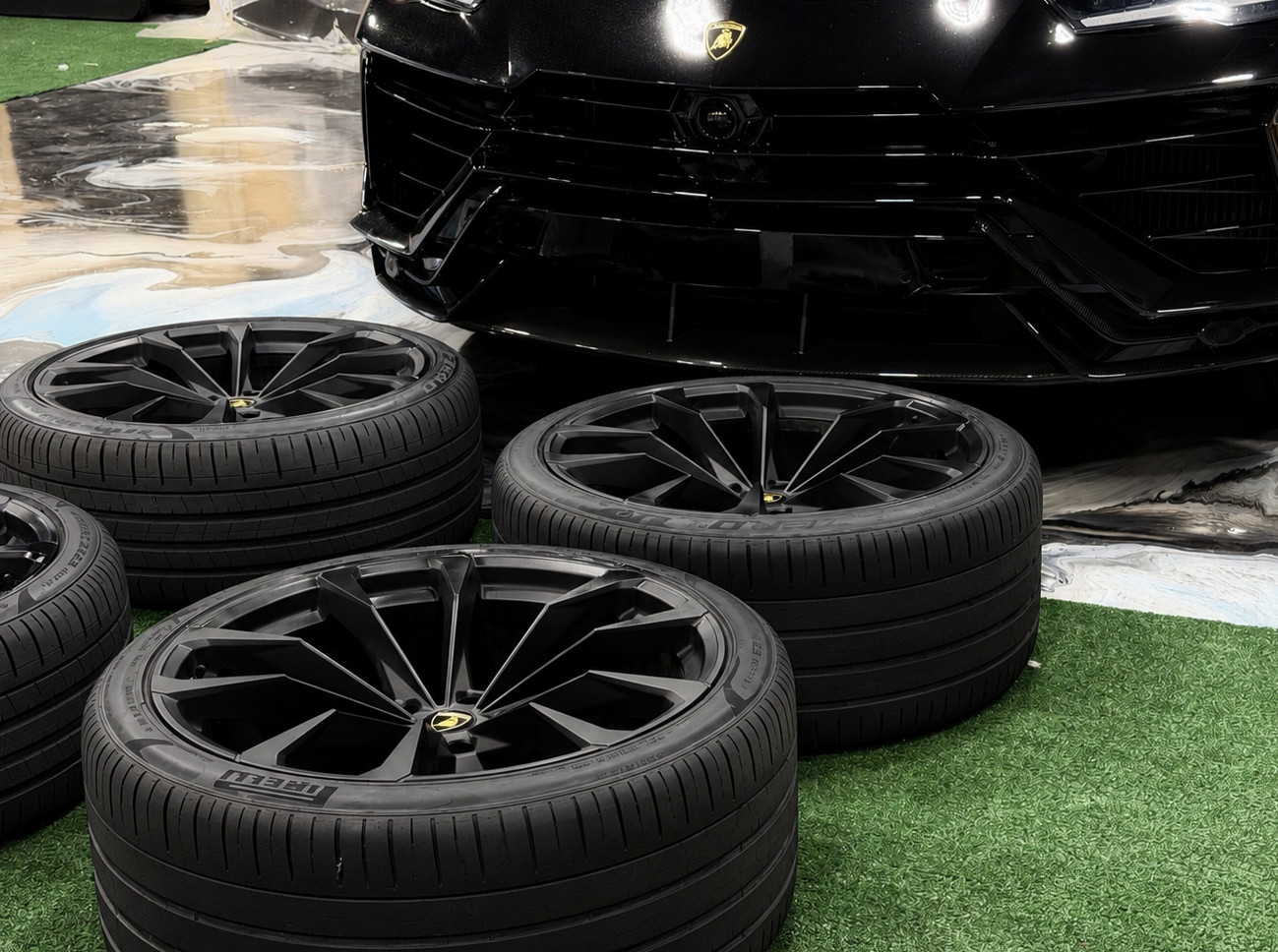 Lamborghini Urus Wheels Set of 4