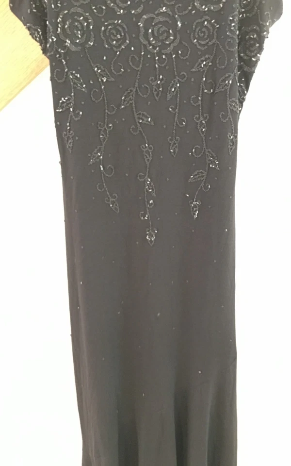 MUJERES NUEVO Juniors Vestido NEGRO CON CUENTAS SIN TIRANTES GRADUACIÓN DAMA DE HONOR FORMAL TALLA S 28" Foto 3 de 4