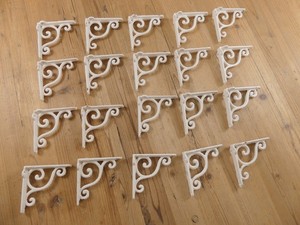 20 Small Brackets White Shelf Wall Braces *PAINT CHIPS* Corbels Cast Iron 4"x4"