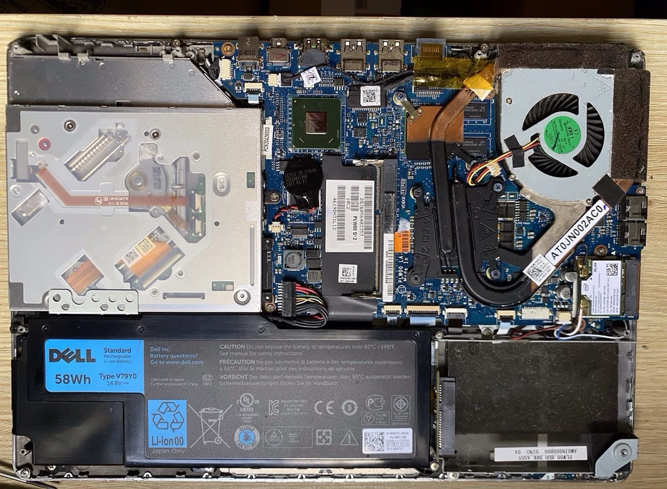 Dell XPS 14Z P24G 14" Laptop Untested No HDD or RAM - Image 2 of 4