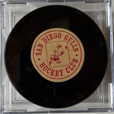 RARE SAN DIEGO GULLS 1967-1968 WHL OFFICIAL GAME HOCKEY PUCK CCM ART ROSS