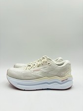 Brooks Women's Ghost Max 2 Wide Multiple Sizes Coconut Milk 120420-1D-190 
