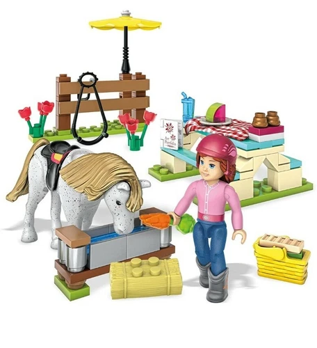 Mega Construx American Girl Saige’s Picnic Playset NEW IN BOX sealed